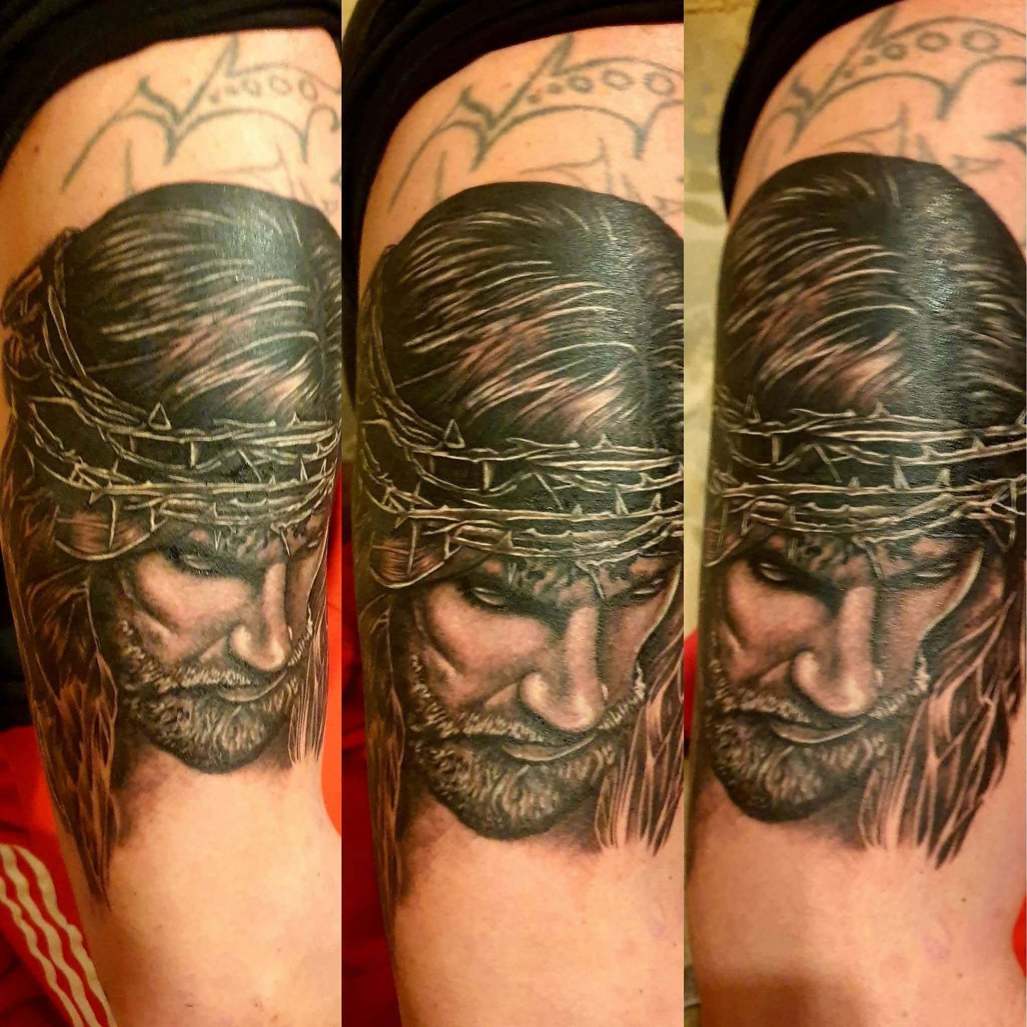 Portret — compoziție — lucrare MAX TATTOO