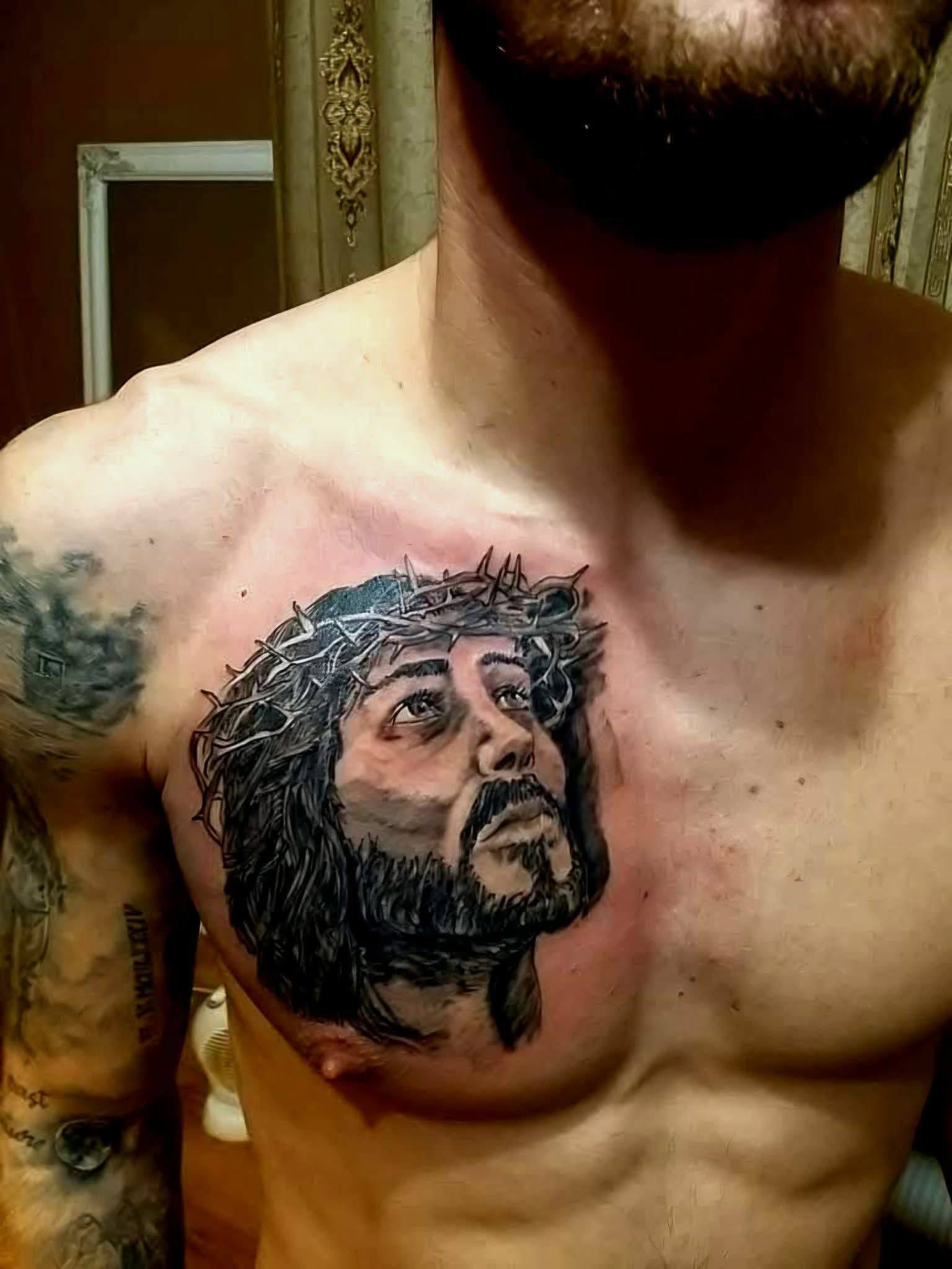 Portret pe piept — lucrare MAX TATTOO